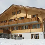 Chalet Uf Em Stutz 2