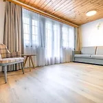 First Apartment - Aare Jungfrau Ag