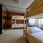 Chalet Engi Apt 2 For Up To 6 People
