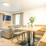 Kehr Apartment - Aare Jungfrau Ag