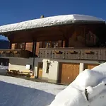 Chalet Stieregg, Studio West