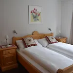 Ferienwohnungen Chalet Hohturnen