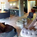 Chalet M