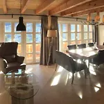Chalet M