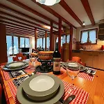 Apartment Aphrodite West Magnificent Eiger View