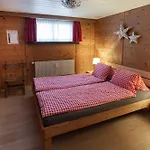 Mom - Alpine Boutique Apartments, Romantica, Near Grindelwald Terminal