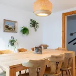 The Eiger Express Apartment - Grindelhomes