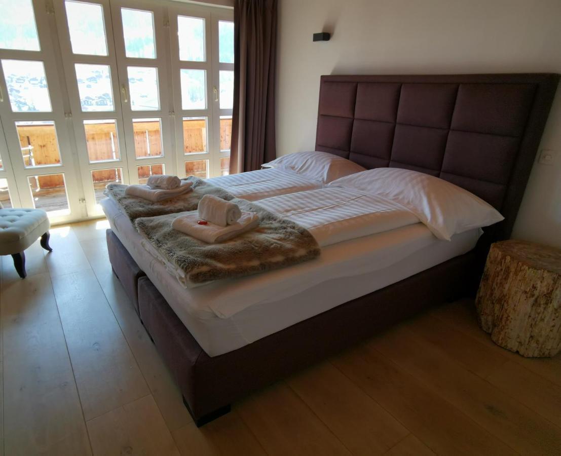 Chalet M