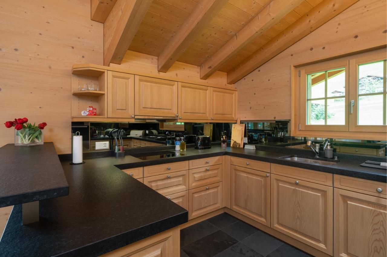 Chalet Alia And Apartments-grindelwald By Swiss * Grindelwald