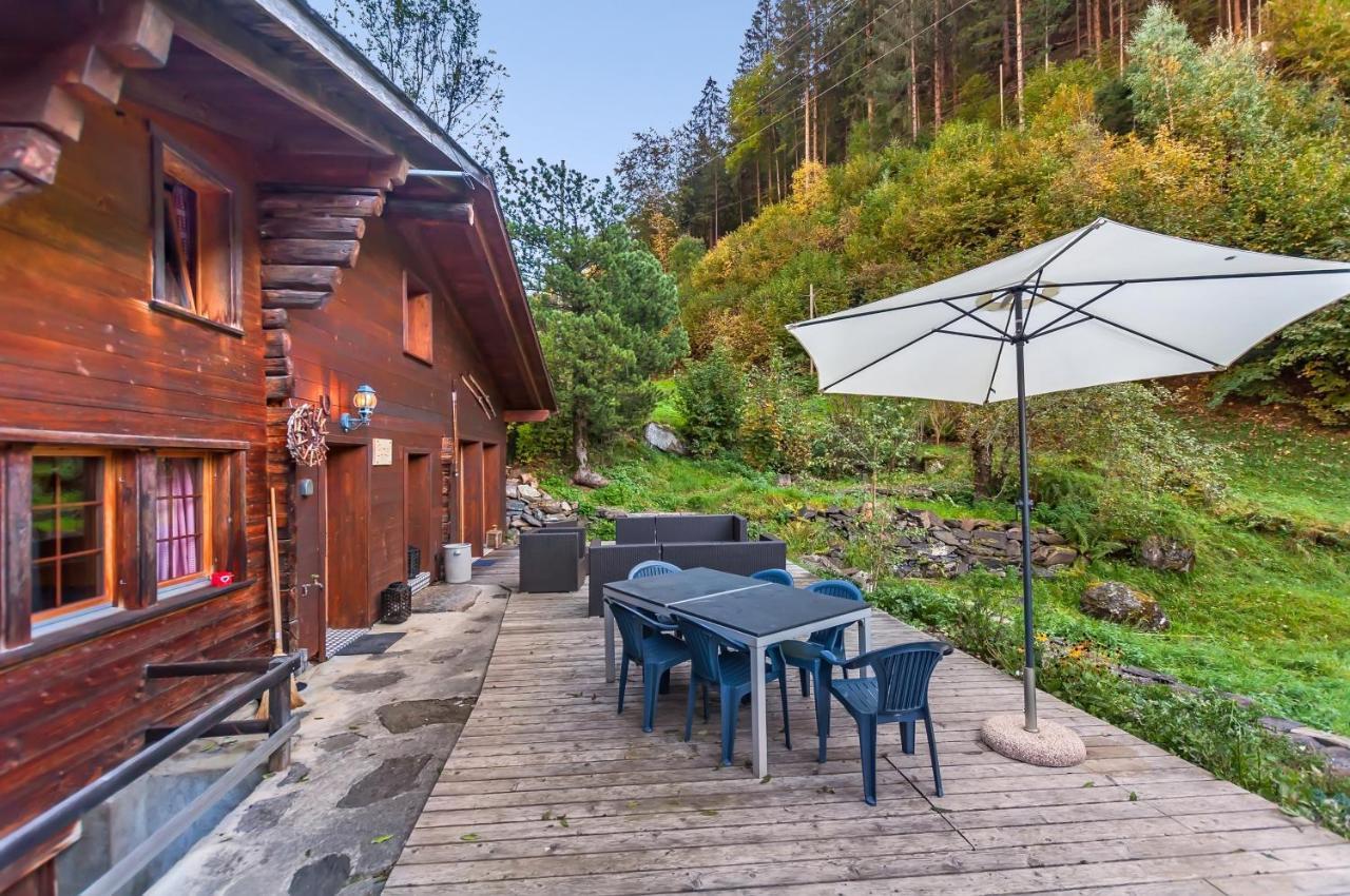 Chalet Charming Little For 6 People & Free Lockers *