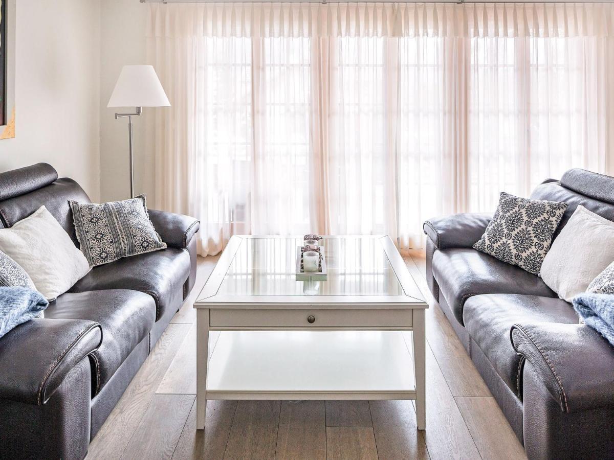 Smaragd-1 By Interhome Apartment Grindelwald