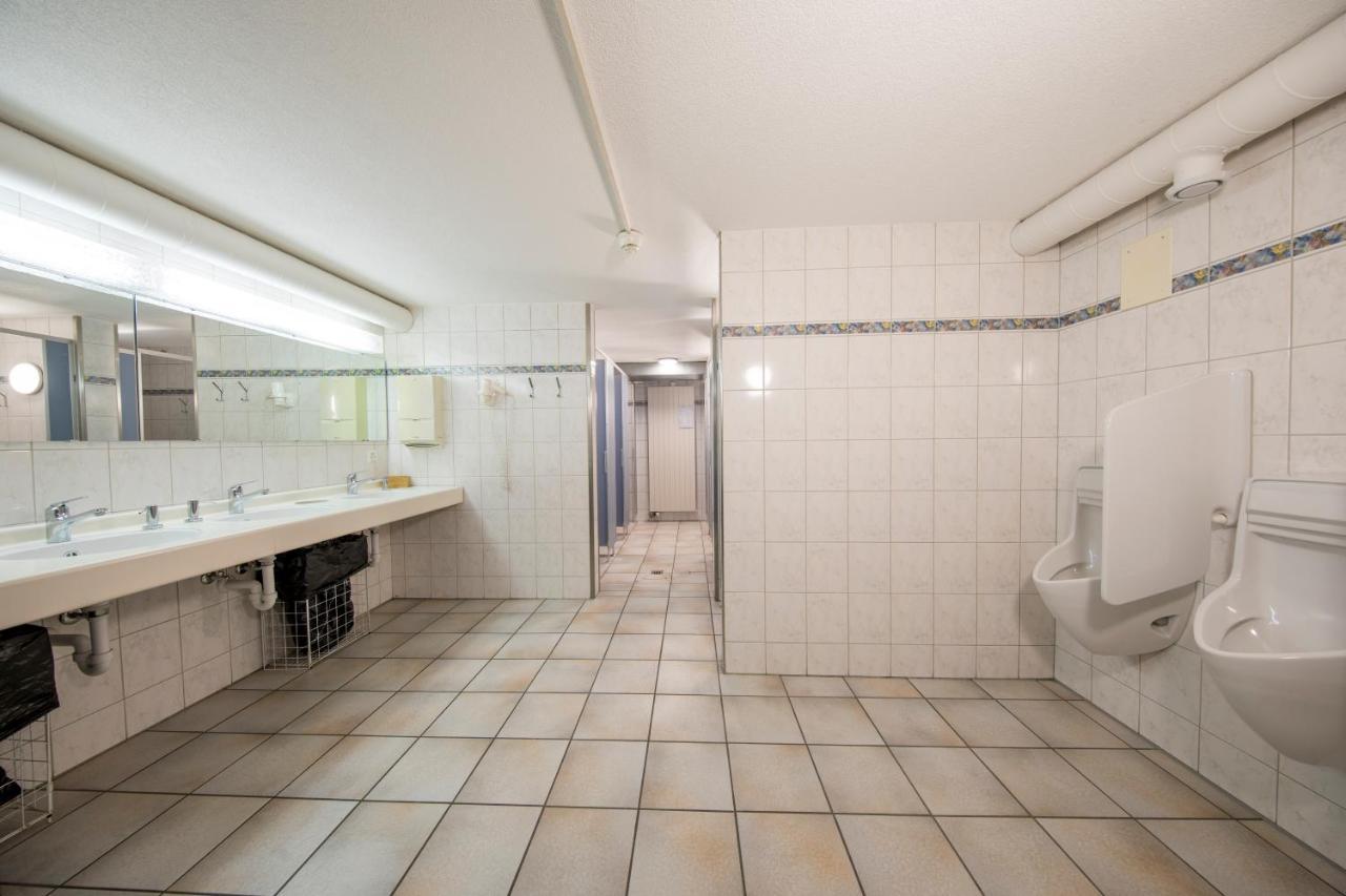 Hostel Berggasthaus First *
