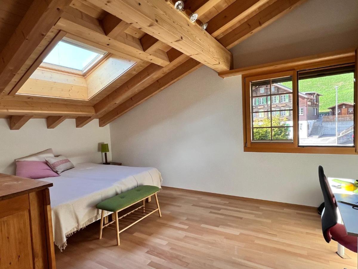 Spacious With Outstanding Views And Locations