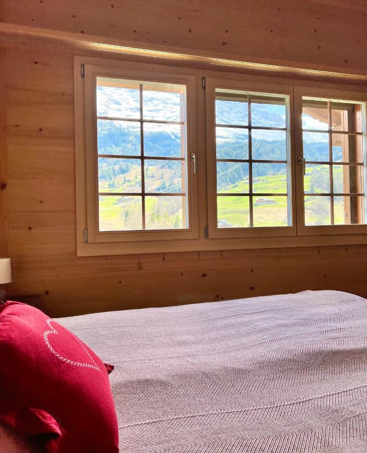 Spacious With Outstanding Views And Locations