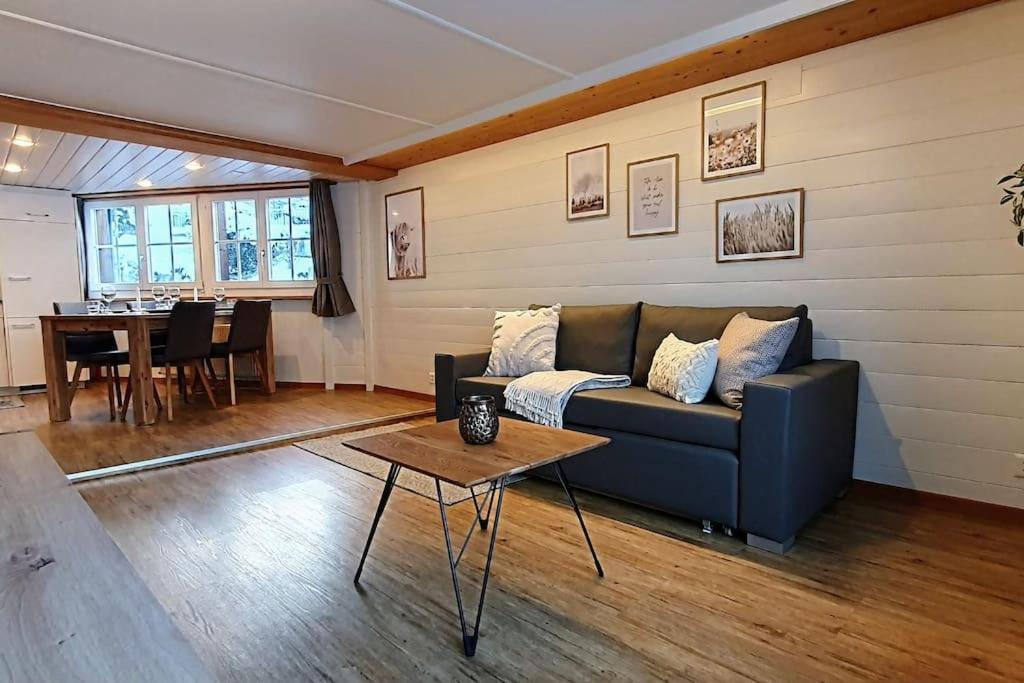 Bergnest Apartment *