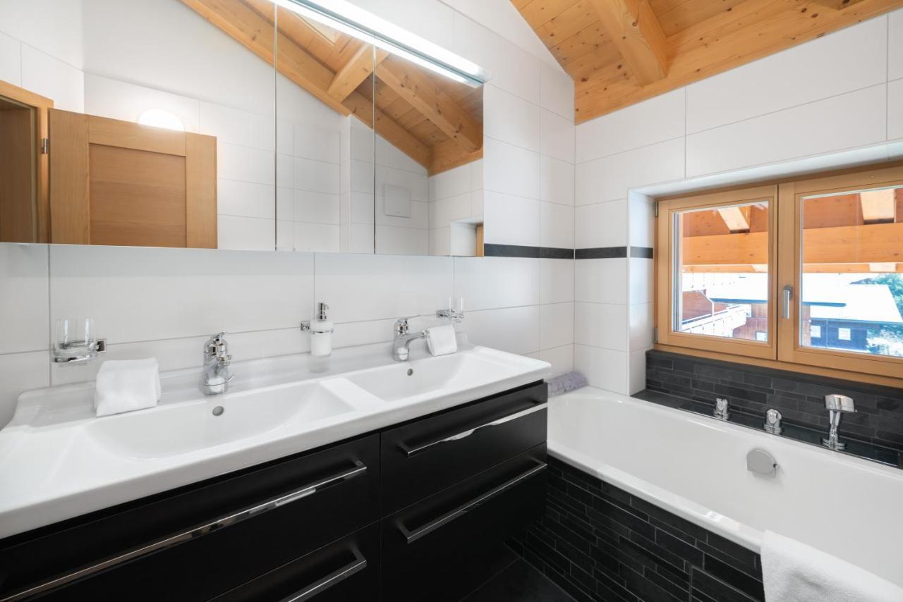 Chalet Alia And Apartments-grindelwald By Swiss