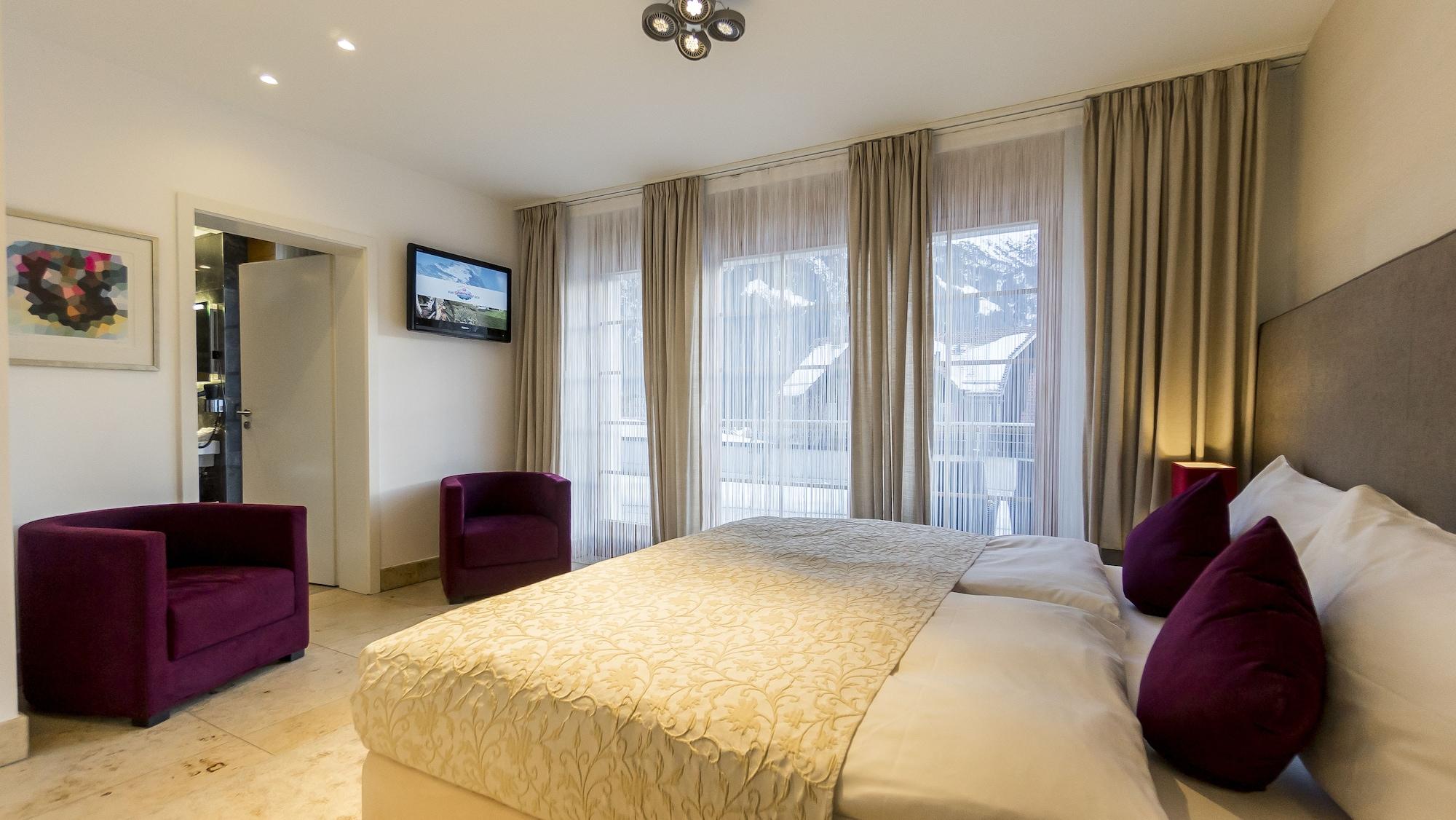 Romantik Schweizerhof Hotel 5*