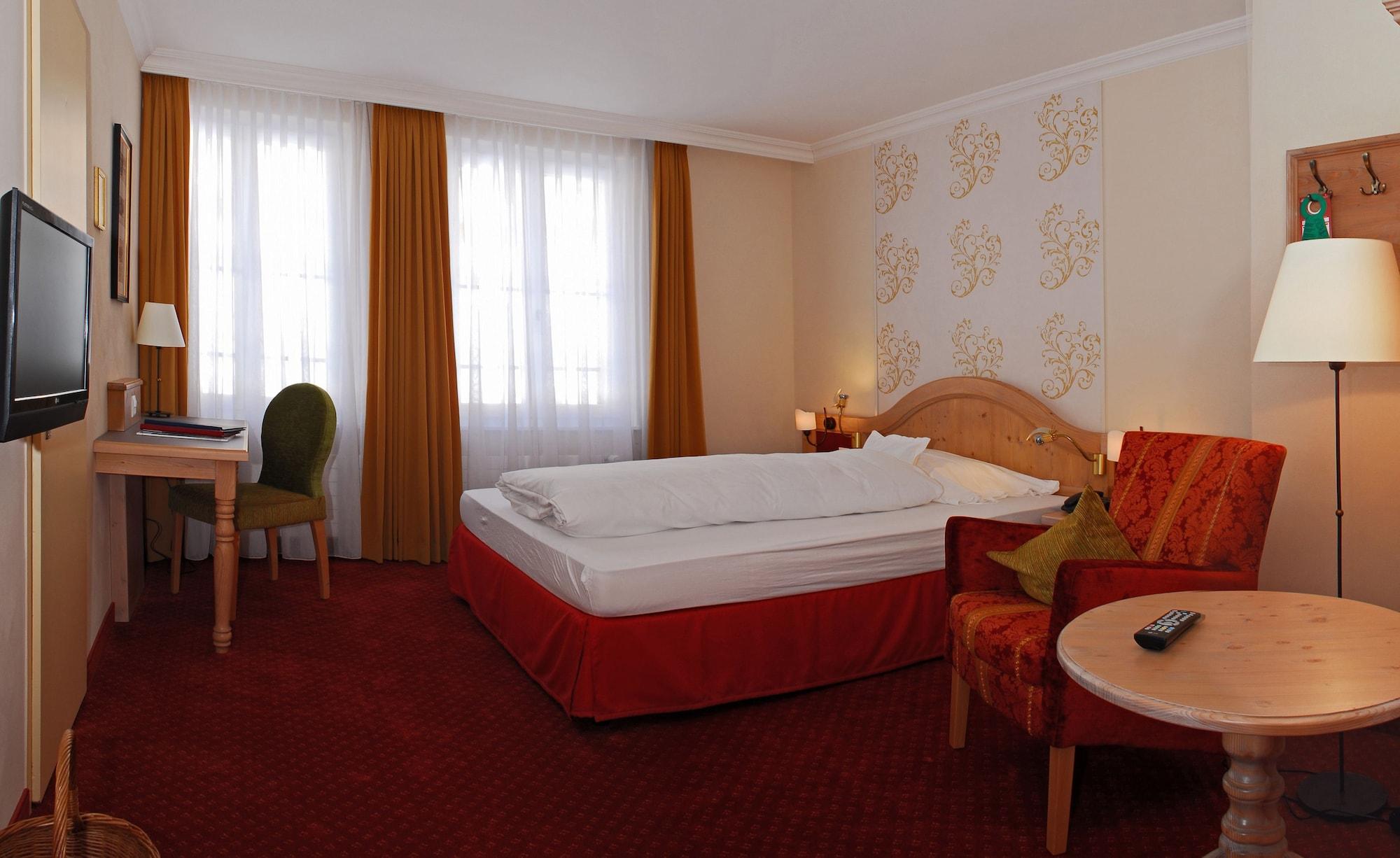 Romantik Schweizerhof Hotel 5*