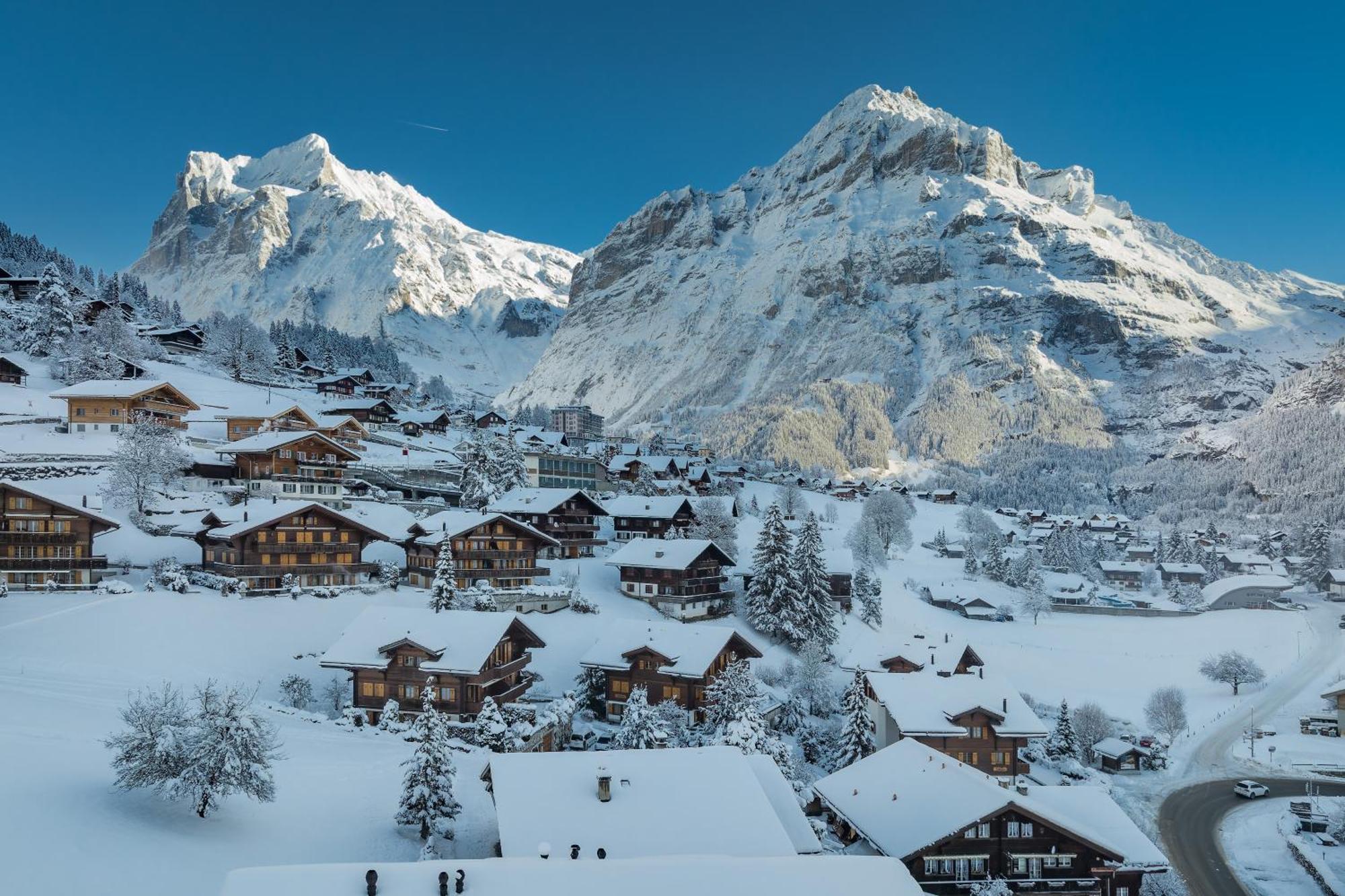 Chalet Alia And Apartments-grindelwald By Swiss * Grindelwald