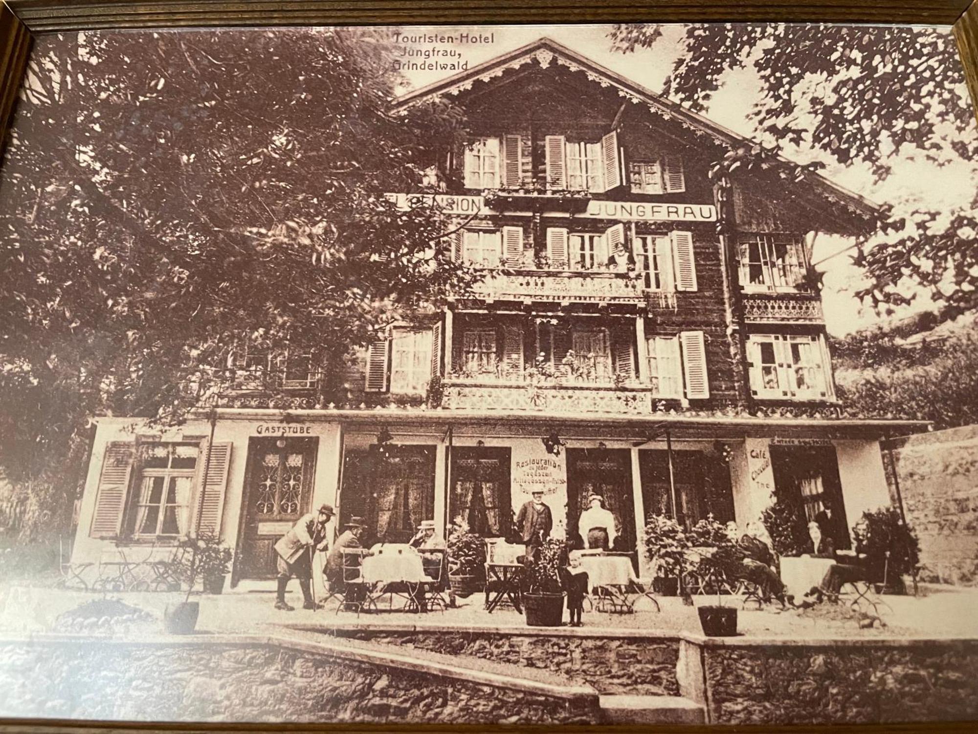 Basic Jungfrau Lodge