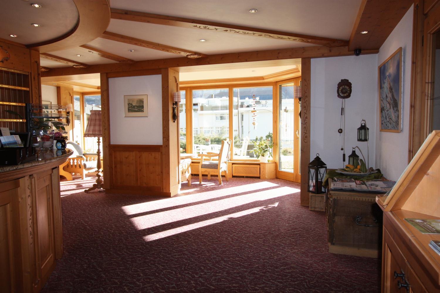 Hotel Restaurant Alpina 3*