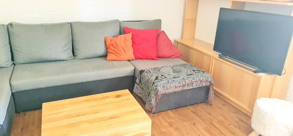 Apartment Bussalp - Aare Jungfrau Ag
