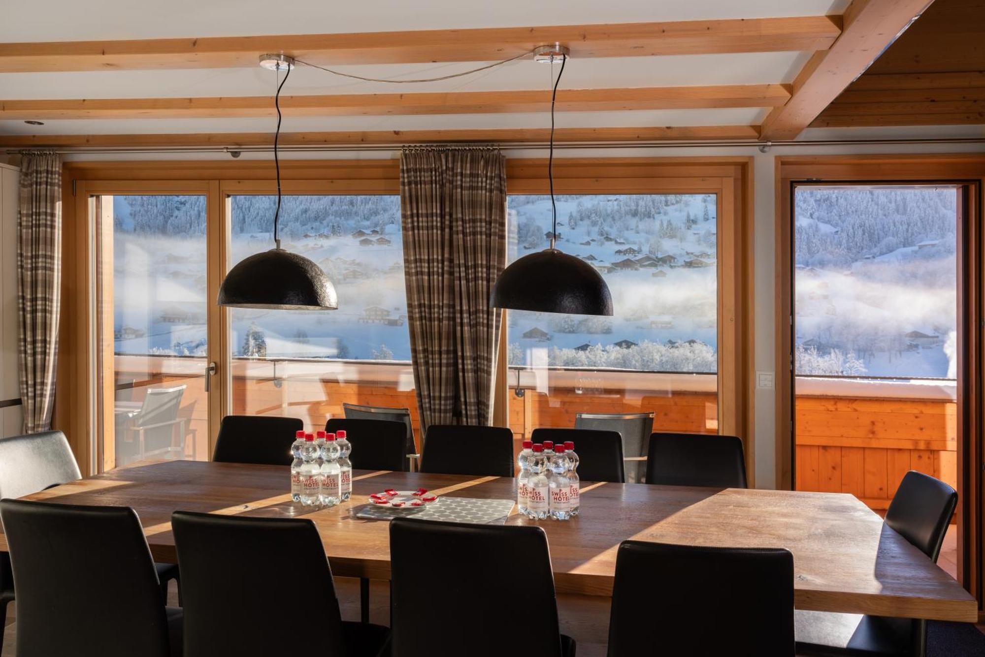 Chalé Chalet Alia And Apartments-grindelwald By Swiss *