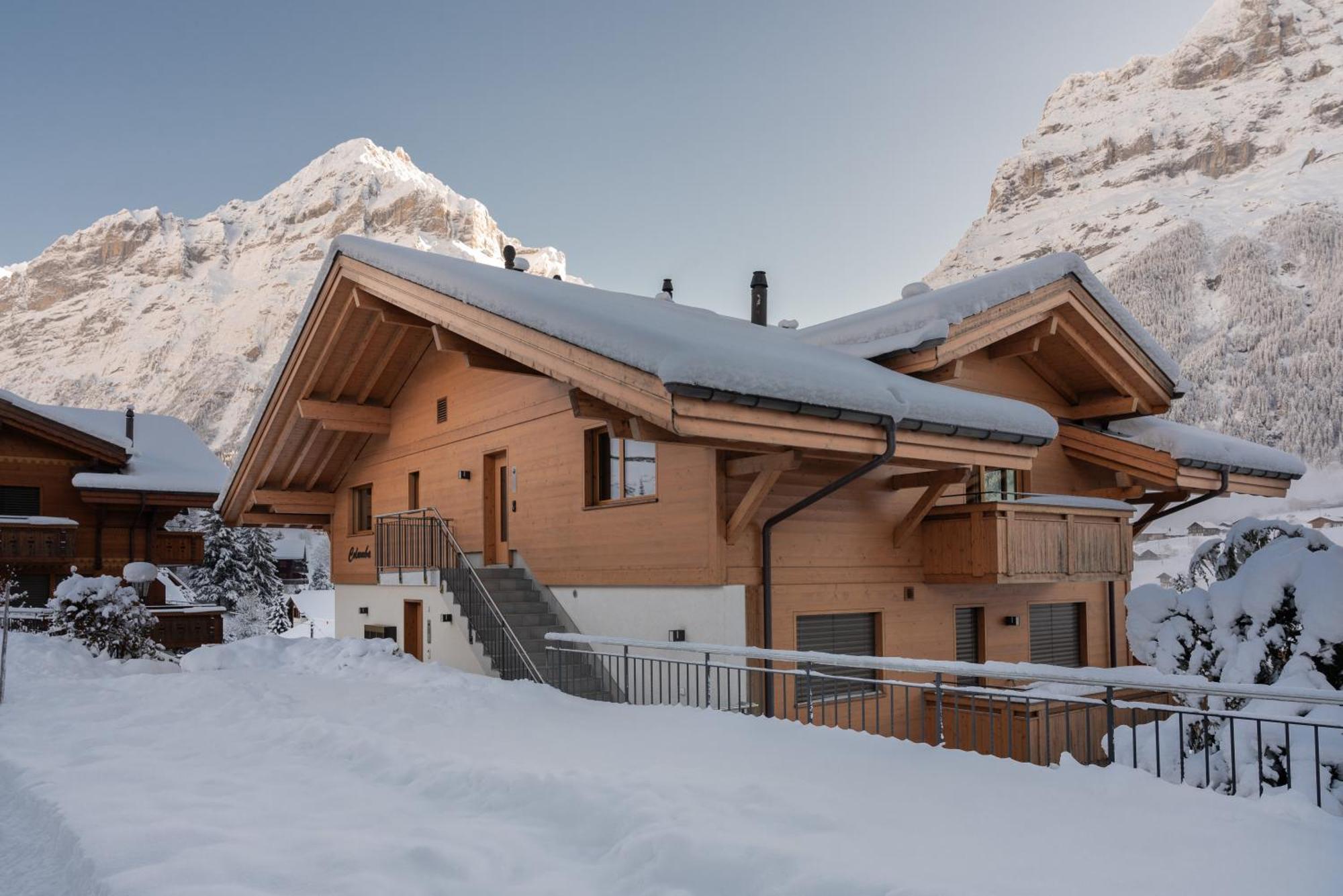 Chalé Chalet Alia And Apartments-grindelwald By Swiss