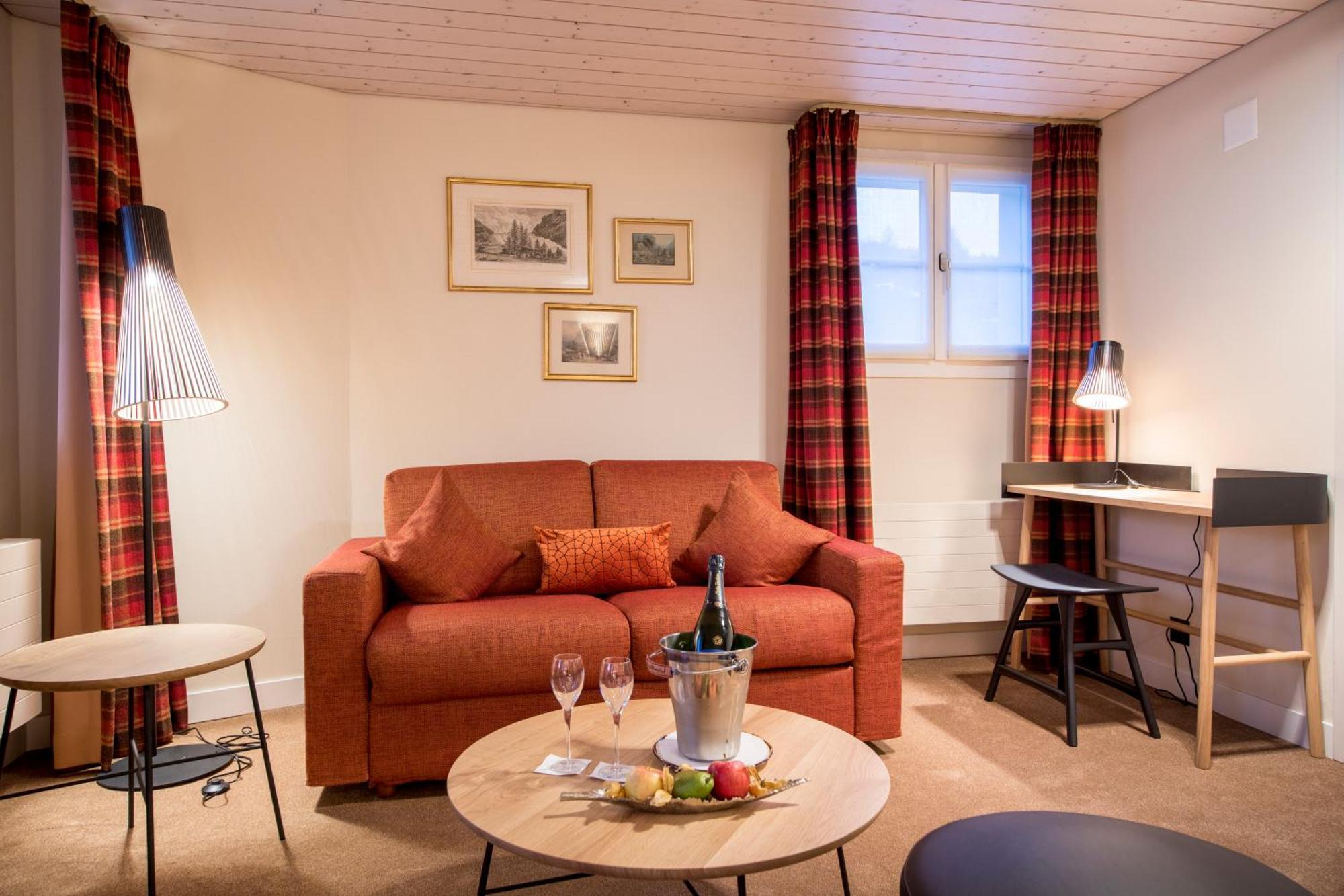 Hotel Kreuz&post**** 4*