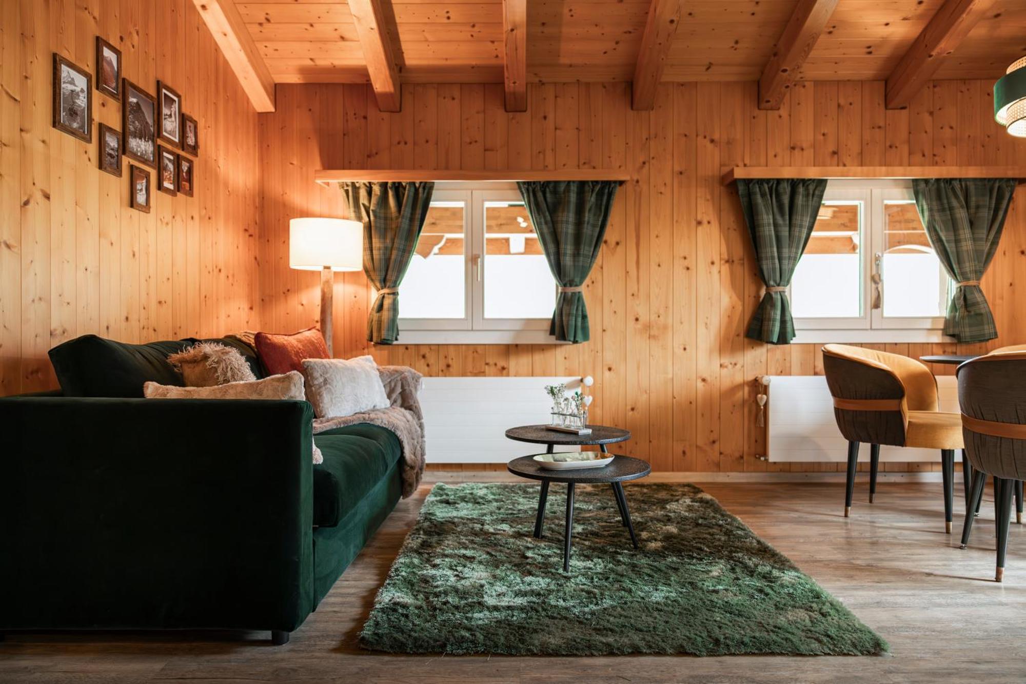 The Glen - Grindelhomes * Grindelwald