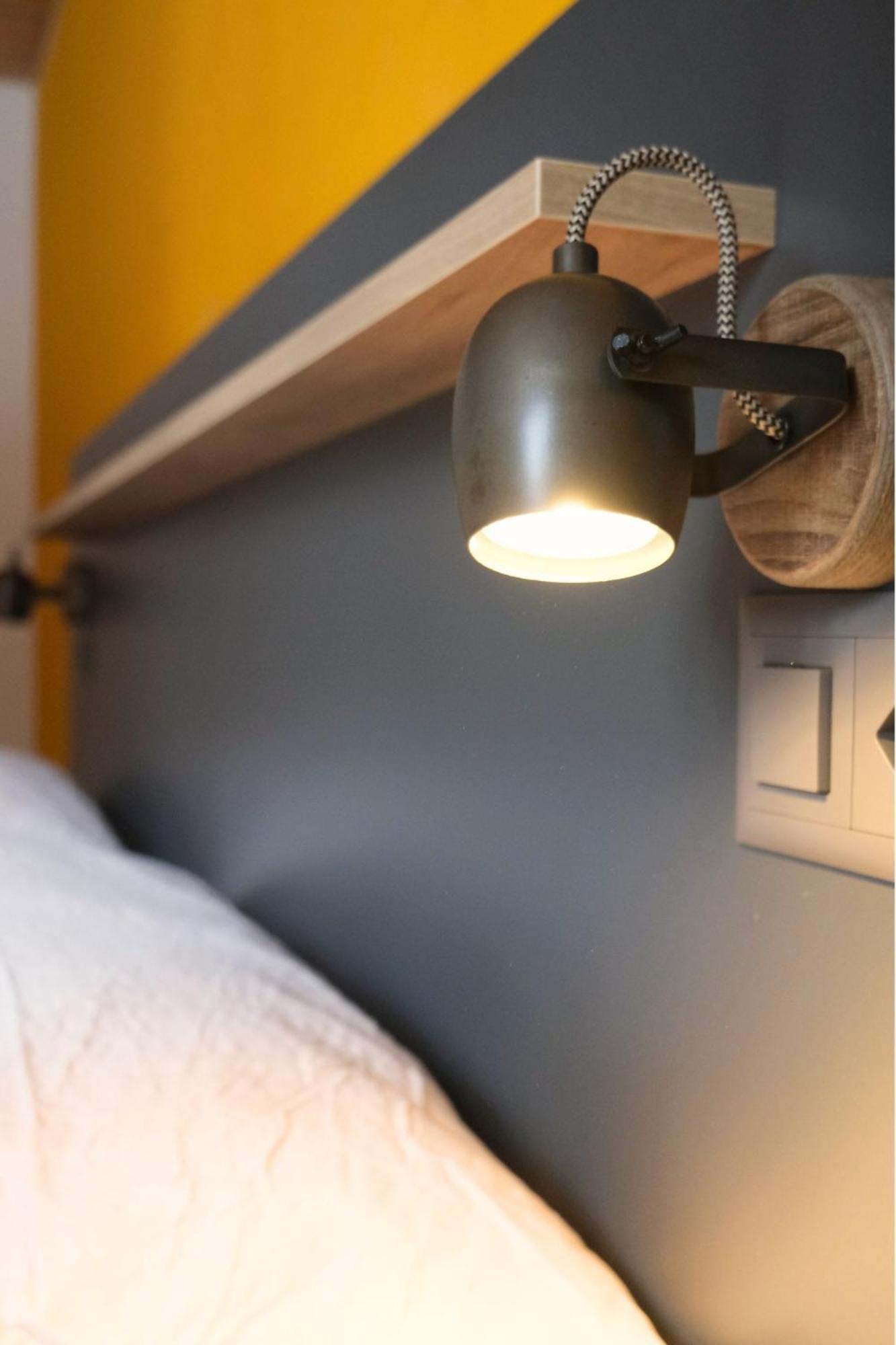 Eiger Easy Hostel *