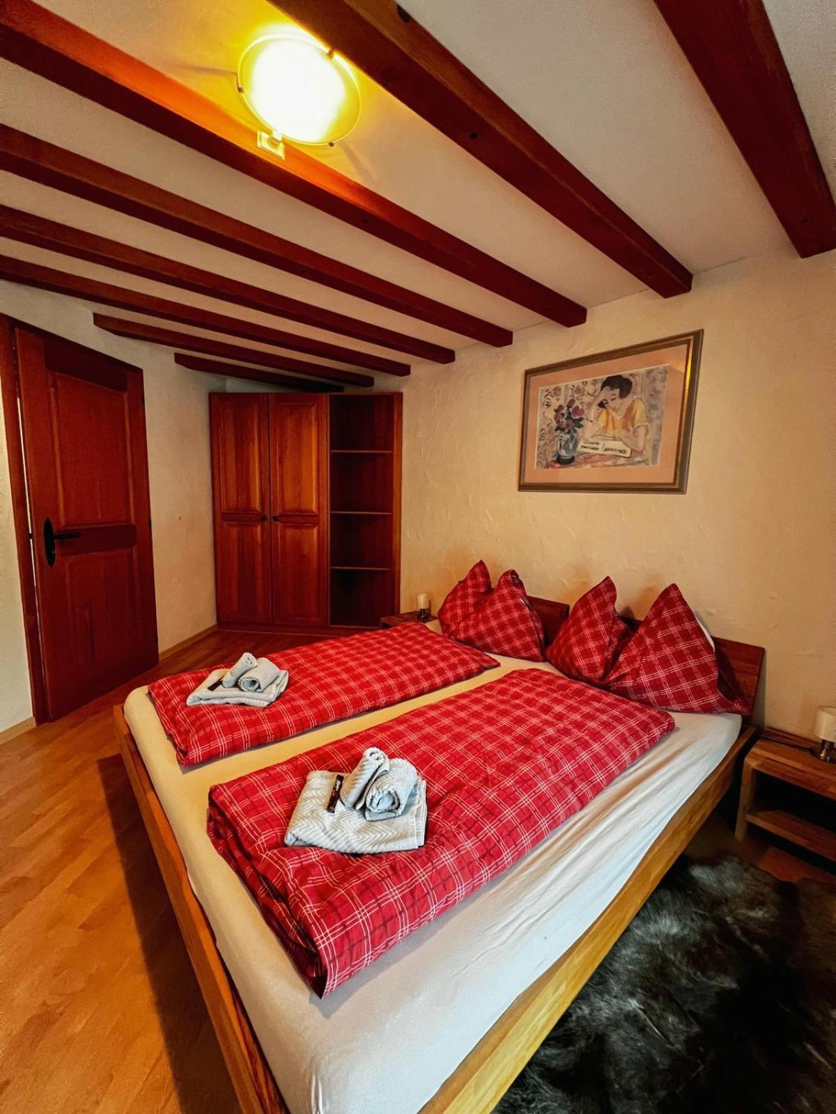 Aphrodite West Magnificent Eiger View Apartment *