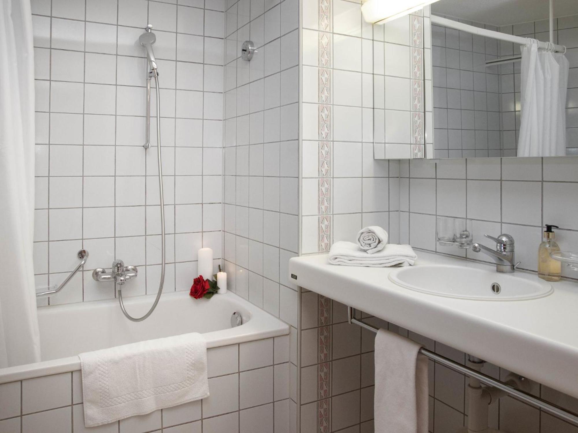 Apartment Chalet Abendrot Apartments-27 By Interhome * Grindelwald