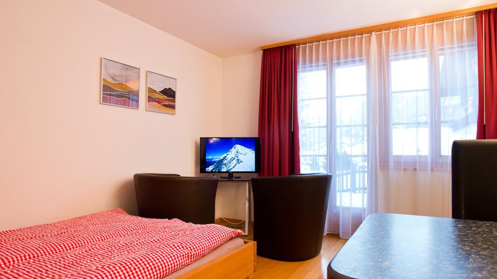 Mom - Alpine Boutique Apartments, Chalet Fagus, Terrace Studio Apartment *