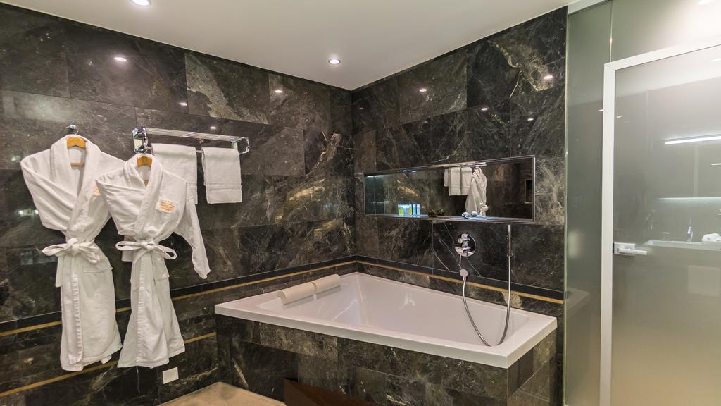 Resort Swiss Alp & 5*