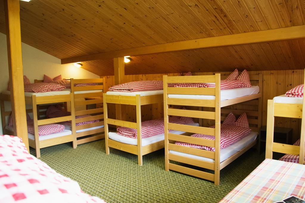 Berggasthaus First Hostel Grindelwald