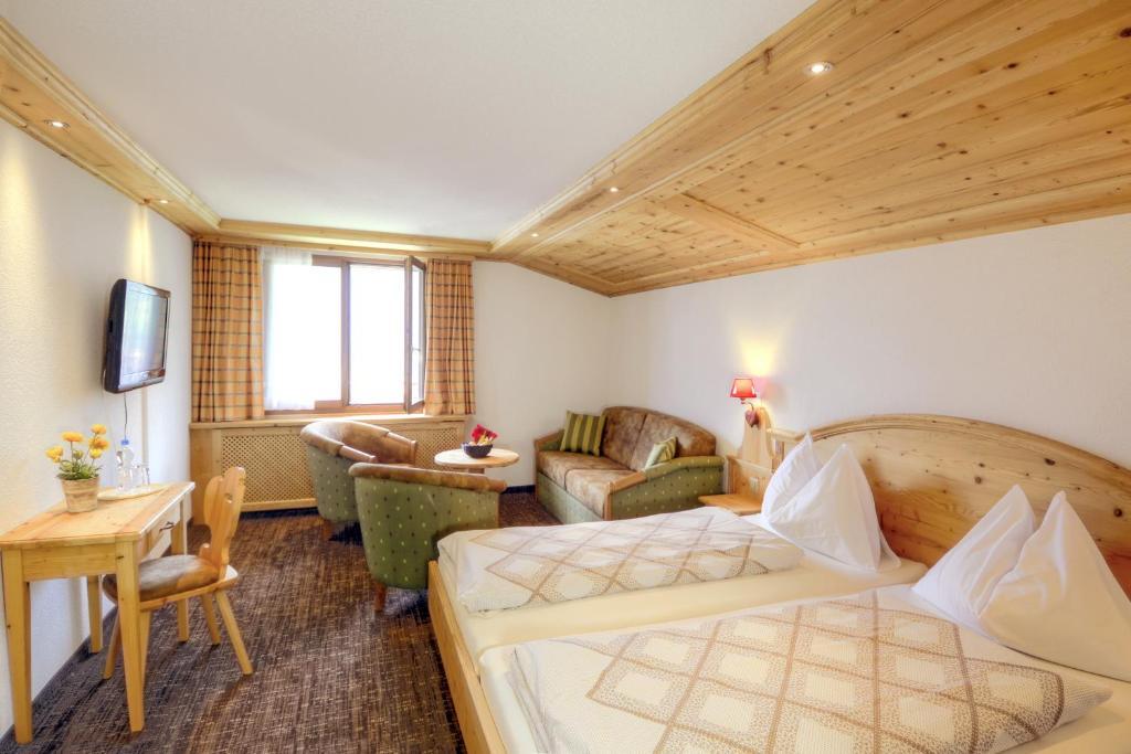 Hotel Restaurant Alpina 3*