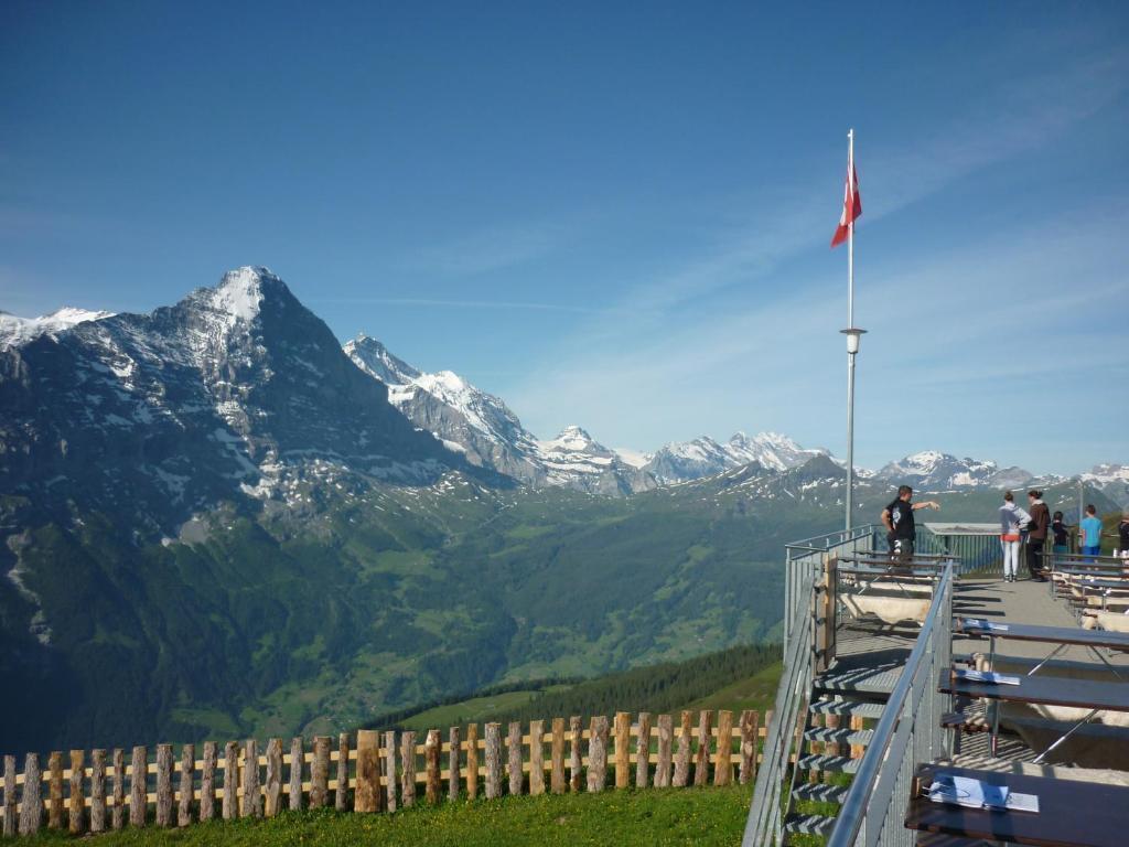 Berggasthaus First Hostel *