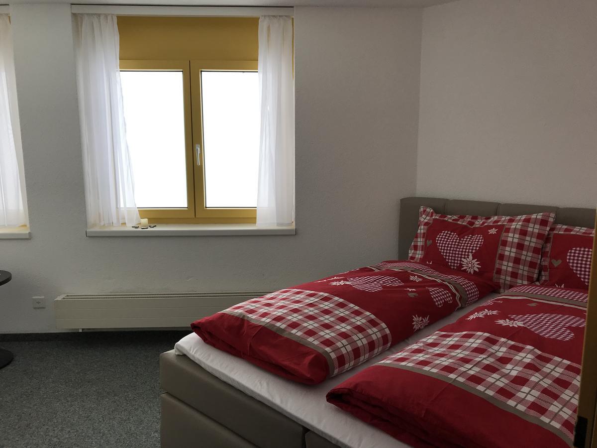Berggasthaus First Hostel *