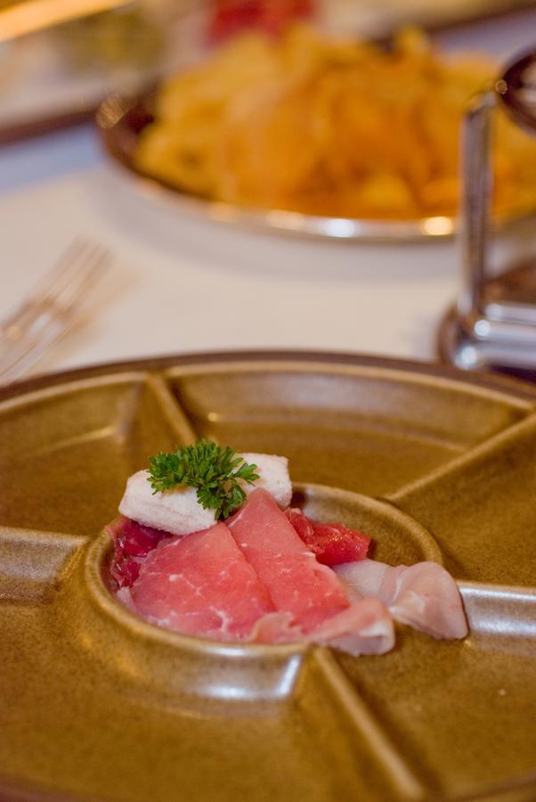 Restaurant Alpina Hotel 3*