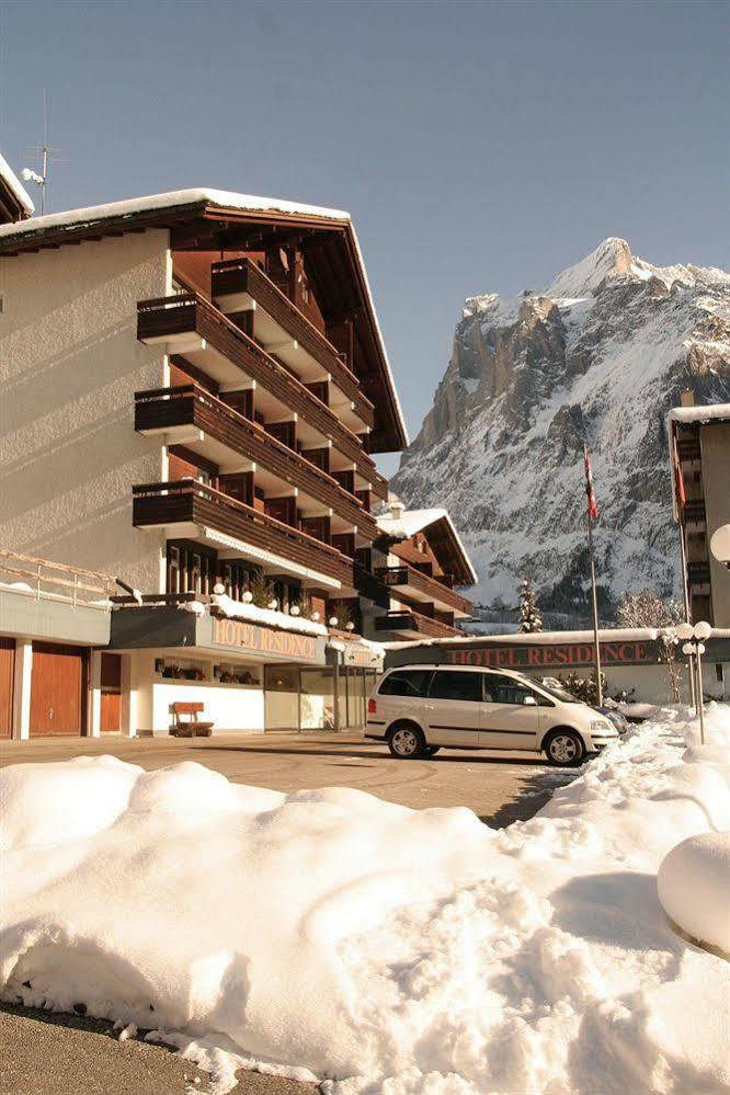 Hotel & 3*