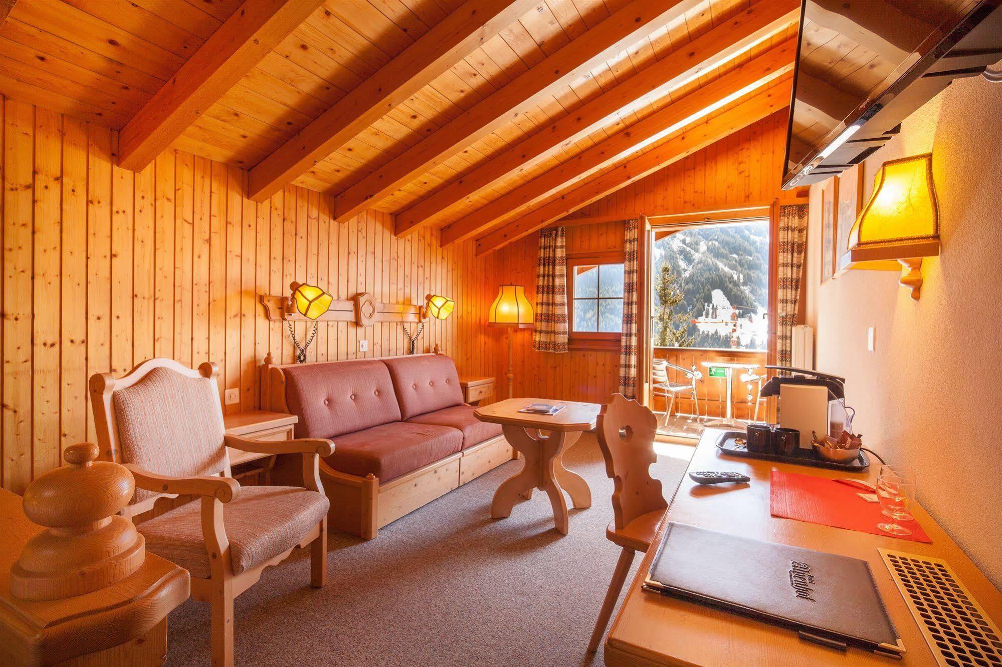 Hotel Alpenhof 3*