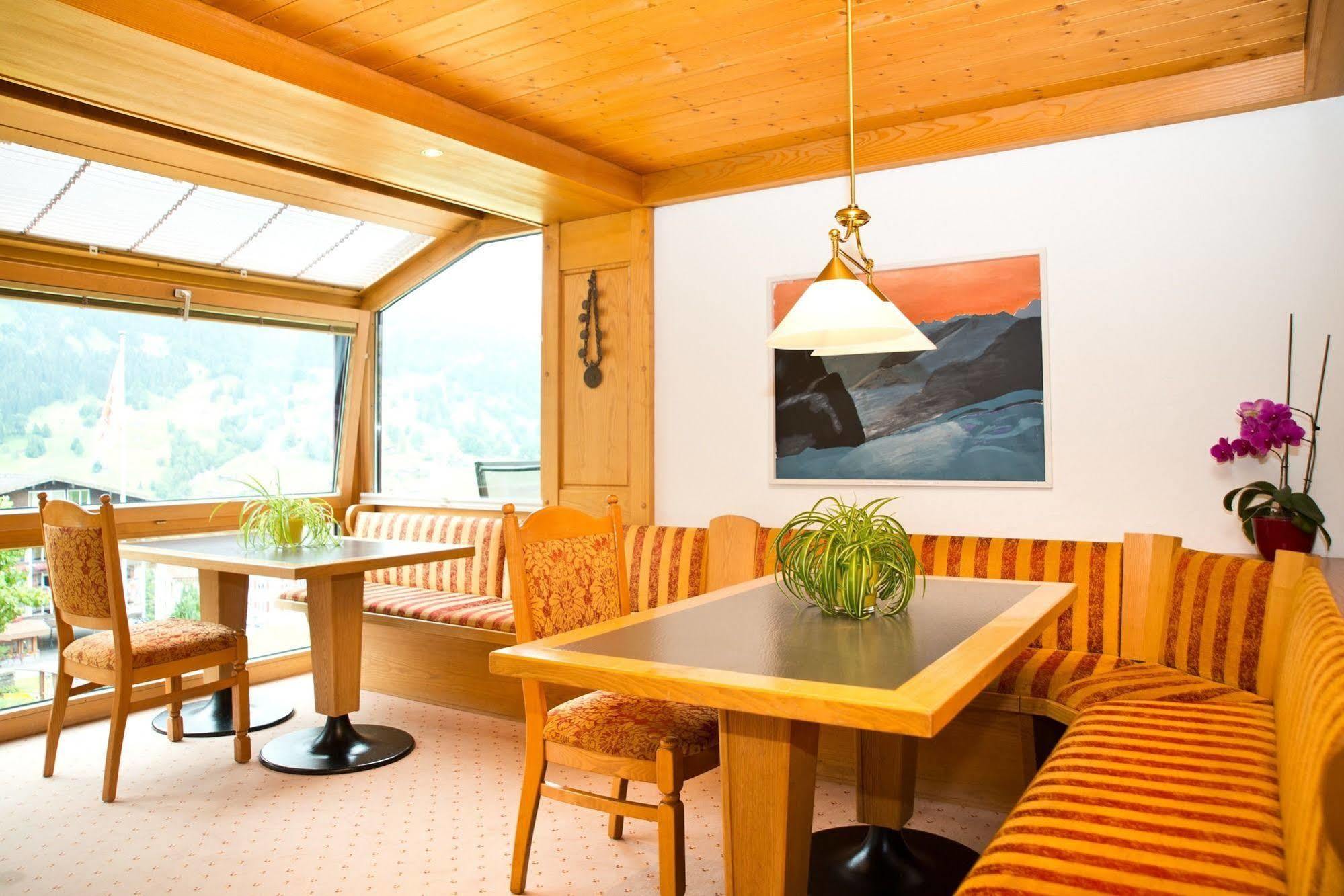 Caprice - 3* Grindelwald