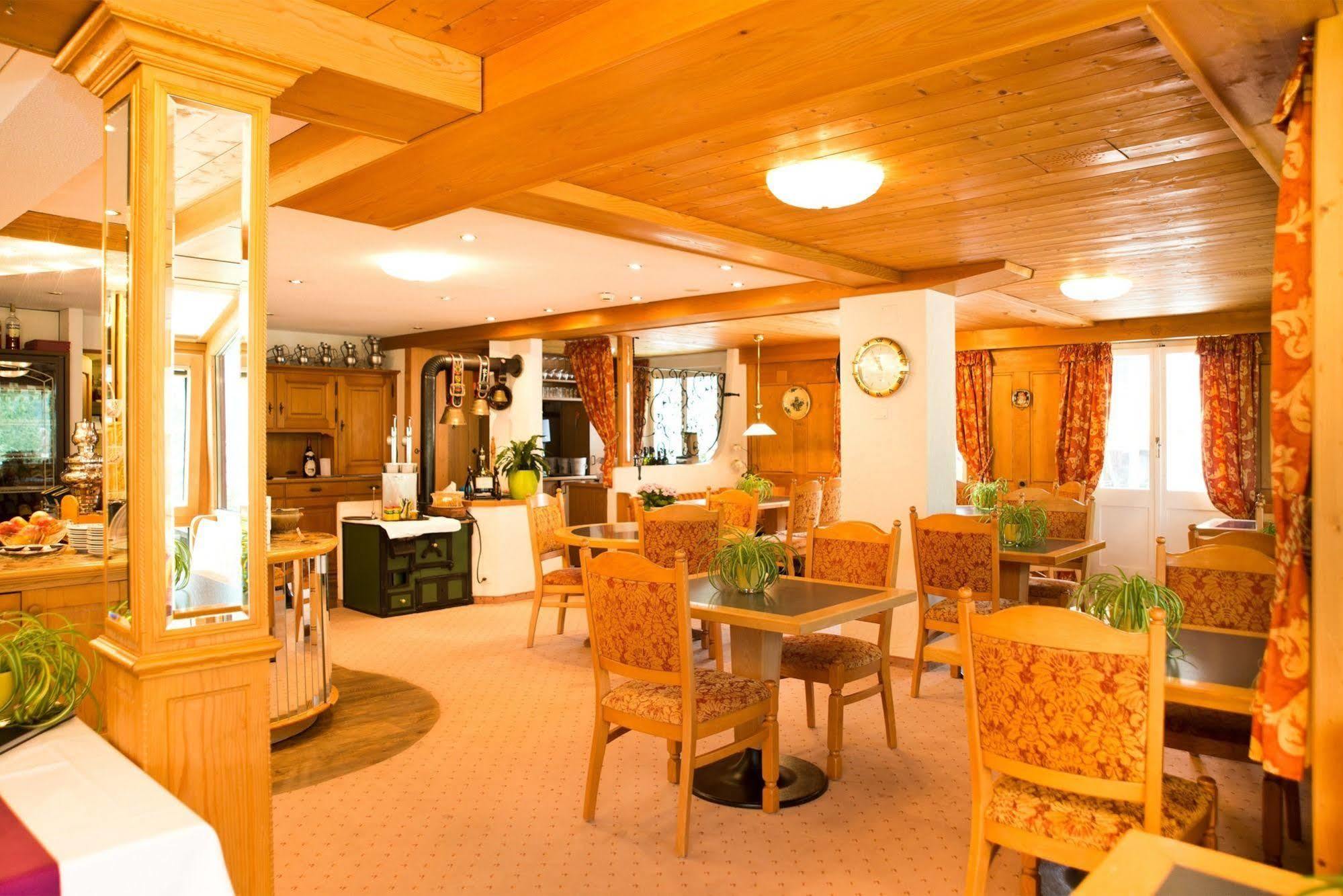 Hotel Caprice -