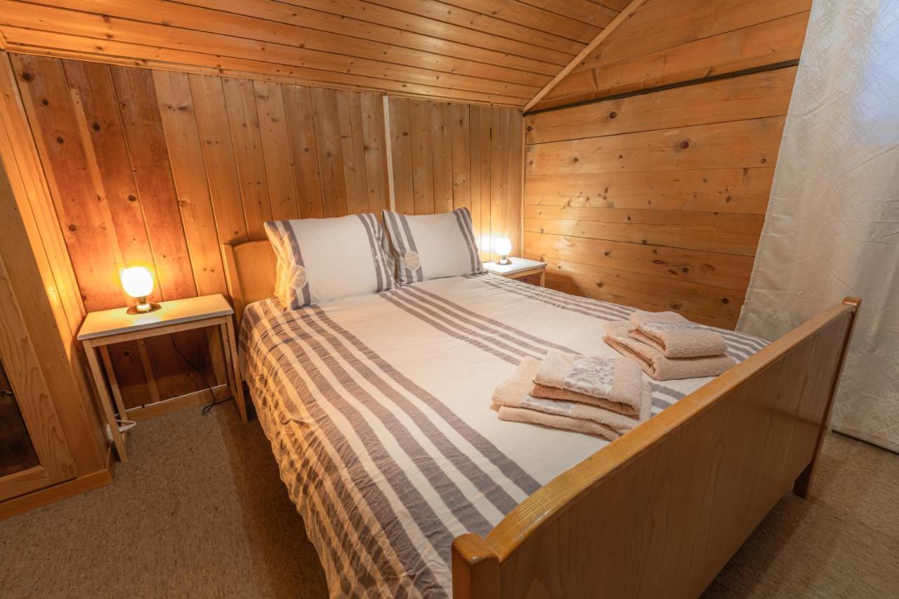 Weid - Aare Jungfrau Ag Chalet