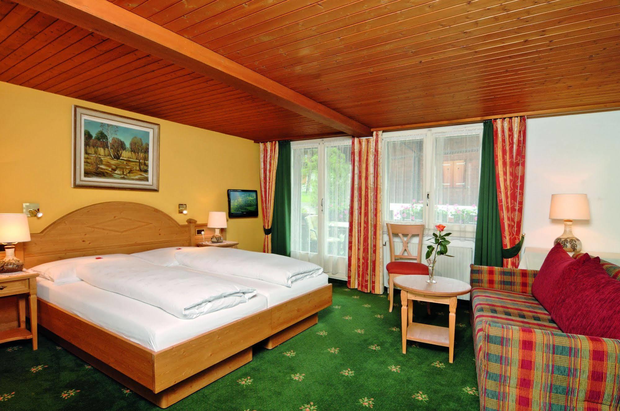 Gletschergarten Hotel 3*
