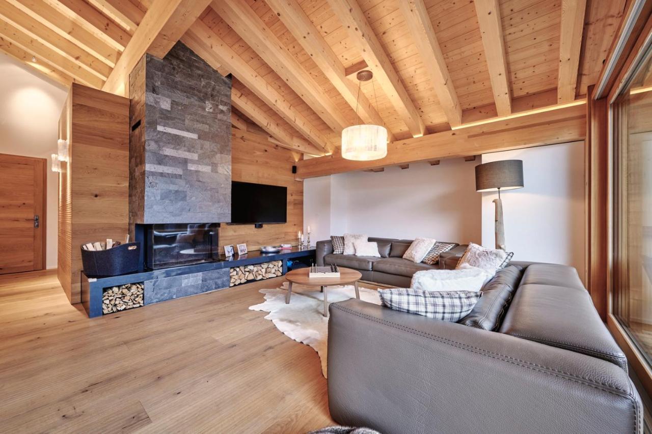The Penthouse - Grindelhomes *