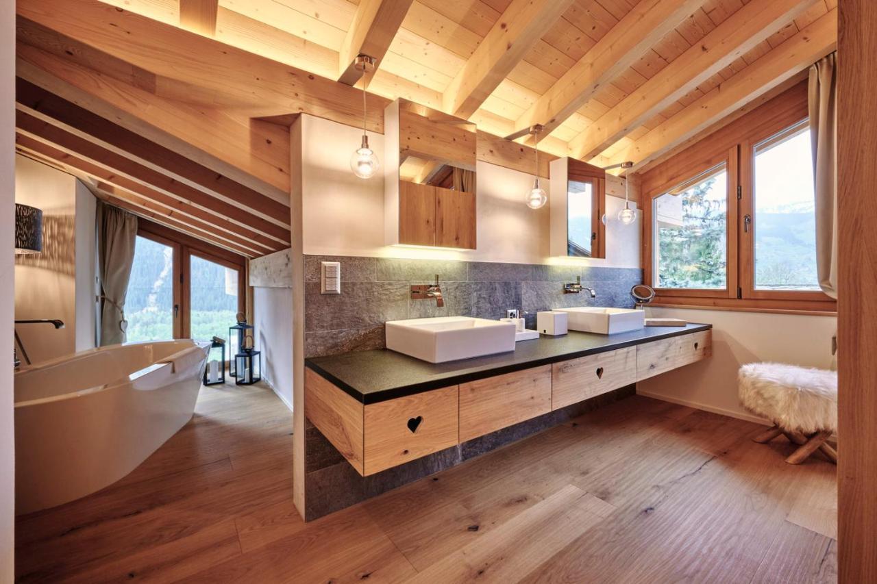 The Penthouse - Grindelhomes Apartment
