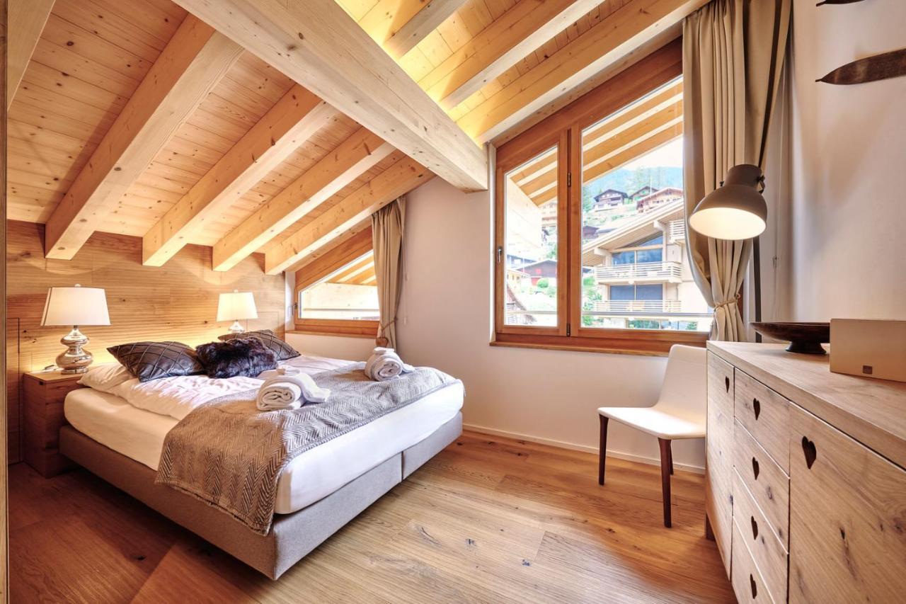 The Penthouse - Grindelhomes
