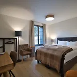 Eiger View Alpine Lodge